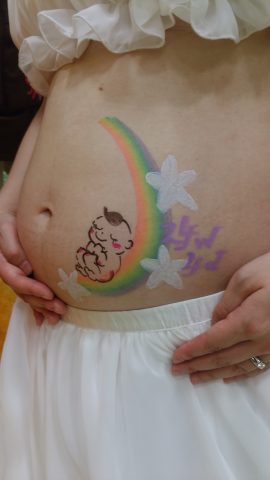 スタジオアリス　マタニティペイントの画像