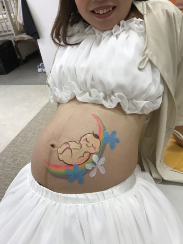 スタジオアリス　マタニティペイントの画像