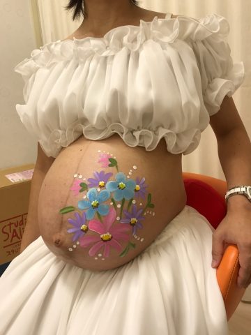 スタジオアリス　マタニティペイントの画像