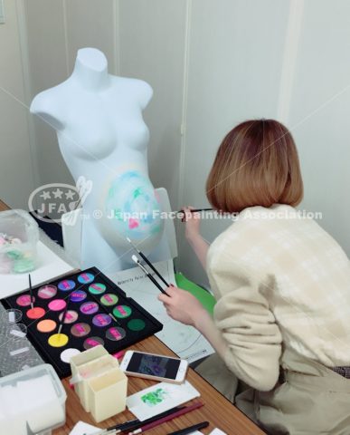 マタニティペイント資格認定講座の画像