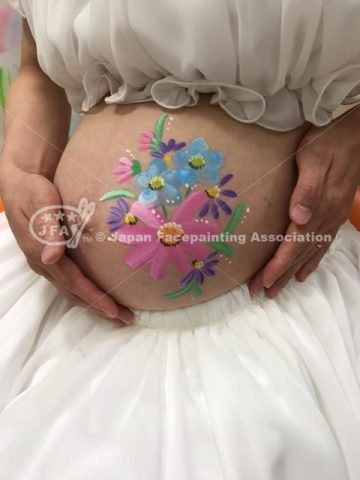 スタジオアリス　マタニティペイントの画像