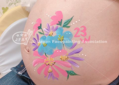 スタジオアリス　マタニティペイントの画像
