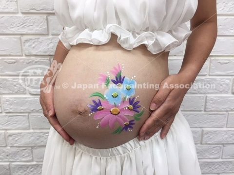 スタジオアリス　マタニティペイントの画像