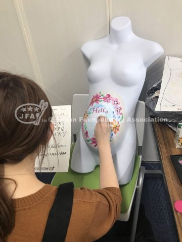 東京マタニティペイント資格認定講座の画像