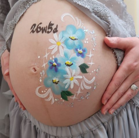 マタニティペイント「フラワー」の画像