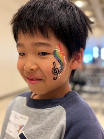 「子どもたちと芸術家の出あう街」の画像